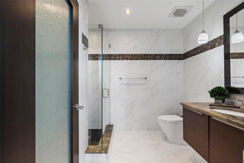 Copropriété à vendre à Saint Petersburg, Floride: 3 chambres, 218.69 m2 № 1910839 - photo 29