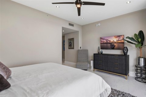 Copropriété à vendre à Saint Petersburg, Floride: 3 chambres, 218.69 m2 № 1910839 - photo 17