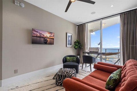 Copropriété à vendre à Saint Petersburg, Floride: 3 chambres, 218.69 m2 № 1910839 - photo 25