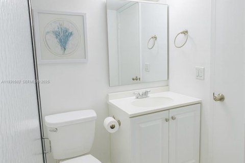 Condominio en alquiler en Miami, Florida, 2 dormitorios, 73.67 m2 № 1990175 - foto 6
