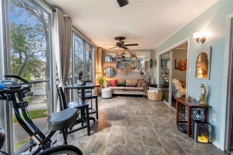 Condominio en venta en Tarpon Springs, Florida, 2 dormitorios, 90.12 m2 № 2142091 - foto 25