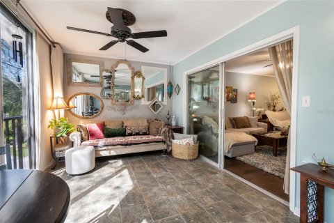 Condominio en venta en Tarpon Springs, Florida, 2 dormitorios, 90.12 m2 № 2142091 - foto 24