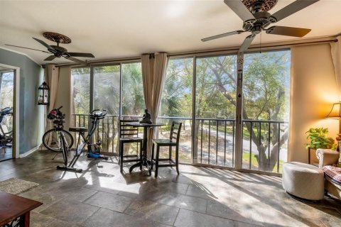 Condominio en venta en Tarpon Springs, Florida, 2 dormitorios, 90.12 m2 № 2142091 - foto 12