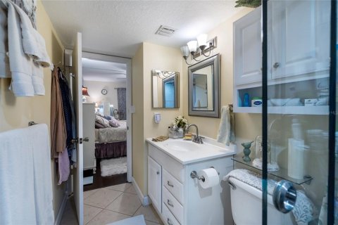 Condominio en venta en Tarpon Springs, Florida, 2 dormitorios, 90.12 m2 № 2142091 - foto 30