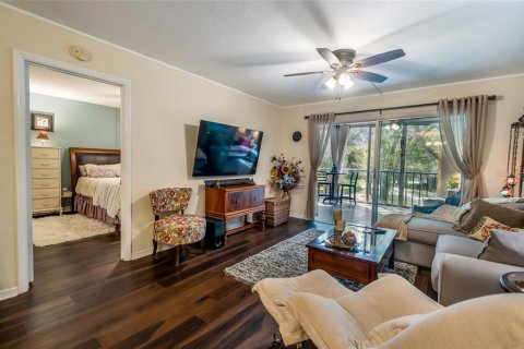 Condominio en venta en Tarpon Springs, Florida, 2 dormitorios, 90.12 m2 № 2142091 - foto 11
