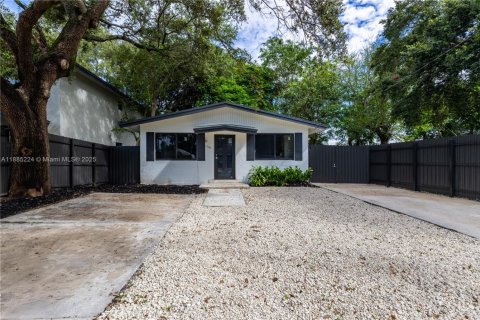 Villa ou maison à vendre à Miami, Floride: 3 chambres, 97.55 m2 № 1977307 - photo 18