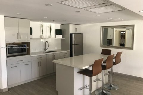 Copropriété à louer à Key Biscayne, Floride: 2 chambres, 133.31 m2 № 2002571 - photo 16