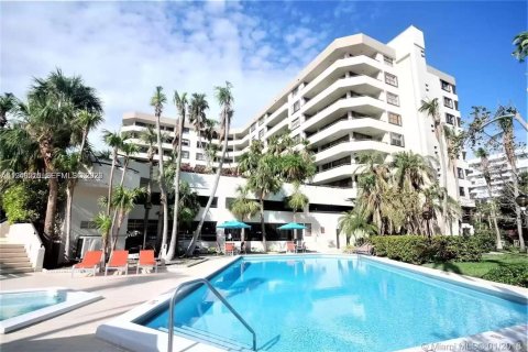 Copropriété à louer à Key Biscayne, Floride: 2 chambres, 133.31 m2 № 2002571 - photo 20