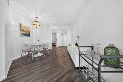 Condominio en venta en Fort Lauderdale, Florida, 3 dormitorios, 134.43 m2 № 2172318 - foto 13