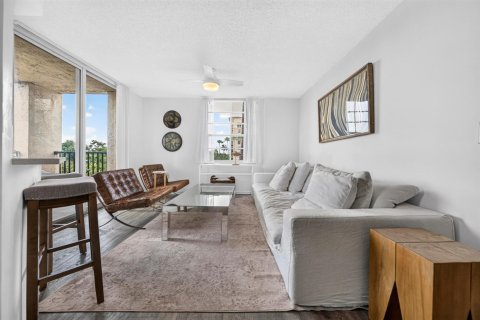 Condominio en venta en Fort Lauderdale, Florida, 3 dormitorios, 134.43 m2 № 2172318 - foto 3
