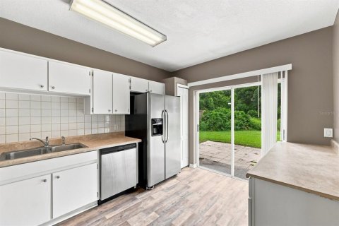 Villa ou maison à vendre à Seffner, Floride: 4 chambres, 139.17 m2 № 2284573 - photo 13