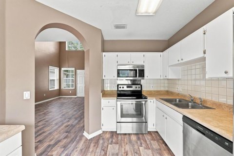 Villa ou maison à vendre à Seffner, Floride: 4 chambres, 139.17 m2 № 2284573 - photo 12