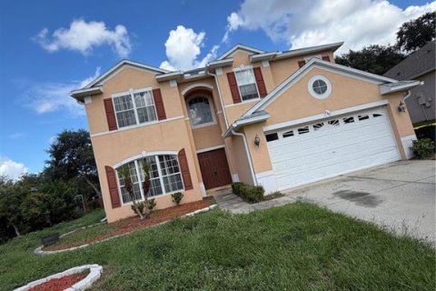 Villa ou maison à louer à Clermont, Floride: 4 chambres, 319.96 m2 № 2416474 - photo 2