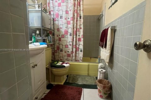 Copropriété à vendre à North Miami, Floride: 2 chambres № 1958819 - photo 19