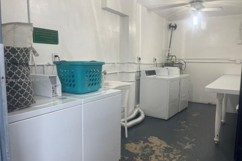 Copropriété à vendre à North Miami, Floride: 2 chambres № 1958819 - photo 26