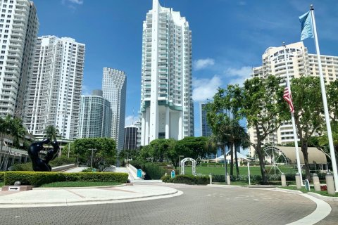 Copropriété à vendre à Miami, Floride: 3 chambres, 244.43 m2 № 2282839 - photo 27