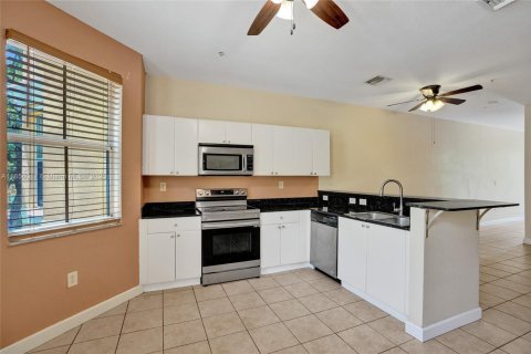 Casa en venta en Royal Palm Beach, Florida, 3 dormitorios, 179.49 m2 № 1886521 - foto 11