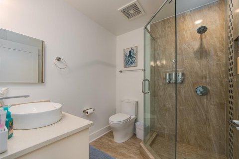 Condominio en venta en Clearwater, Florida, 4 dormitorios, 289.02 m2 № 2151267 - foto 13