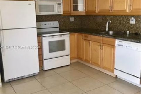 Copropriété à louer à Deerfield Beach, Floride: 2 chambres, 84.73 m2 № 1932291 - photo 5