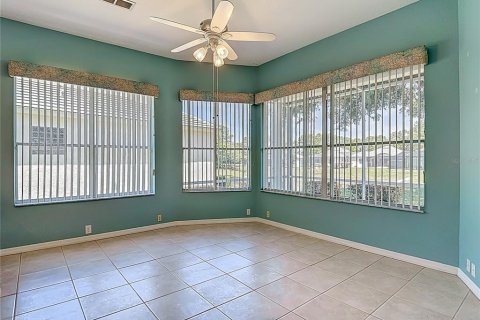 House in Weeki Wachee, Florida 2 bedrooms, 135.82 sq.m. № 2199105 - photo 13