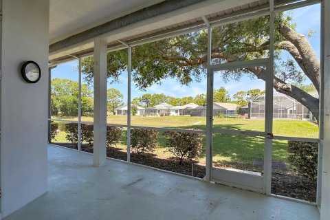 House in Weeki Wachee, Florida 2 bedrooms, 135.82 sq.m. № 2199105 - photo 26