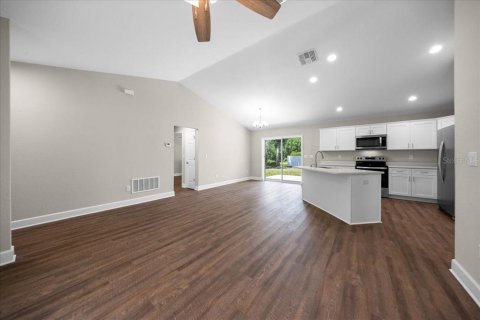 Casa en venta en Belleview, Florida, 3 dormitorios, 122.35 m2 № 2225991 - foto 11