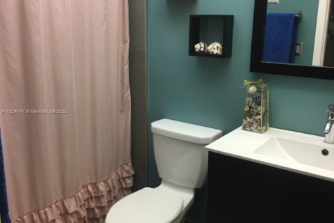 Copropriété à vendre à Miami, Floride: 2 chambres, 84.26 m2 № 1816506 - photo 11