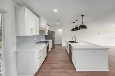 Casa en venta en Clearwater, Florida, 3 dormitorios, 139.07 m2 № 1902714 - foto 9