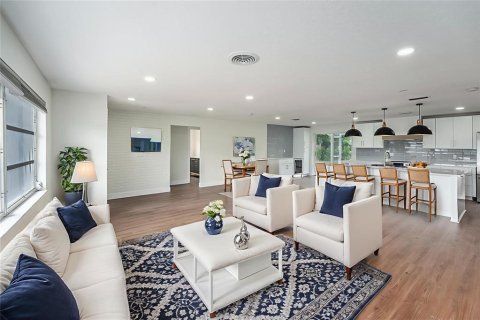 Casa en venta en Clearwater, Florida, 3 dormitorios, 139.07 m2 № 1902714 - foto 4