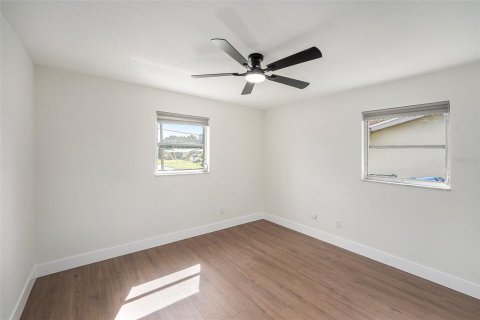 Casa en venta en Clearwater, Florida, 3 dormitorios, 139.07 m2 № 1902714 - foto 17