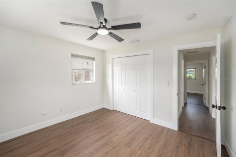 Casa en venta en Clearwater, Florida, 3 dormitorios, 139.07 m2 № 1902714 - foto 18