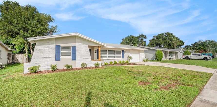 Casa en Clearwater, Florida 3 dormitorios, 139.07 m2 № 1902714