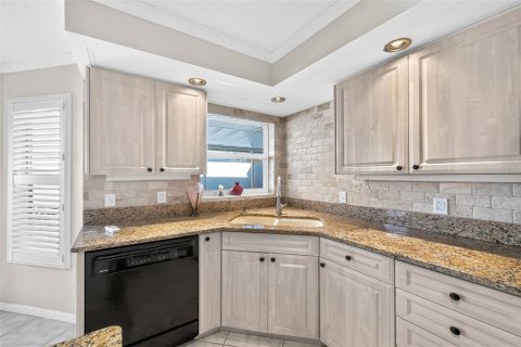 Villa ou maison à vendre à Venice, Floride: 2 chambres, 145.02 m2 № 2329357 - photo 28