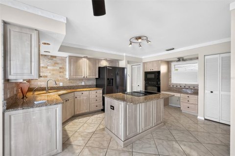 Villa ou maison à vendre à Venice, Floride: 2 chambres, 145.02 m2 № 2329357 - photo 26