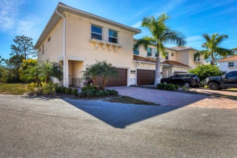 Touwnhouse à Bradenton, Floride 3 chambres, 226.68 m2 № 2092412