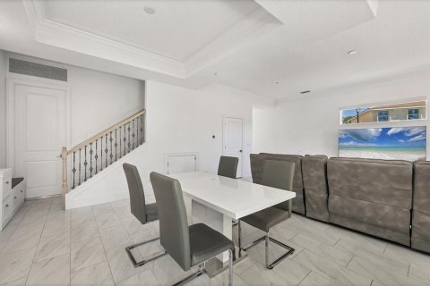 Touwnhouse à vendre à Bradenton, Floride: 3 chambres, 226.68 m2 № 2092412 - photo 11