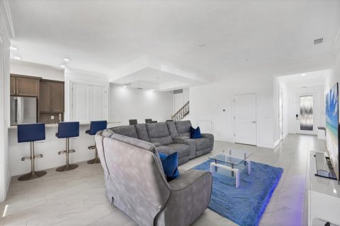 Touwnhouse à vendre à Bradenton, Floride: 3 chambres, 226.68 m2 № 2092412 - photo 16