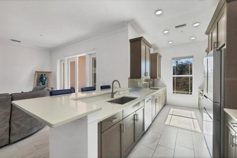 Touwnhouse à vendre à Bradenton, Floride: 3 chambres, 226.68 m2 № 2092412 - photo 5