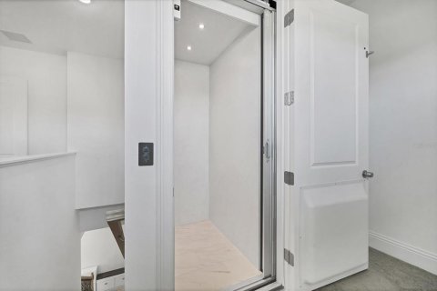 Touwnhouse à vendre à Bradenton, Floride: 3 chambres, 226.68 m2 № 2092412 - photo 18