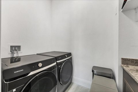 Touwnhouse à vendre à Bradenton, Floride: 3 chambres, 226.68 m2 № 2092412 - photo 27