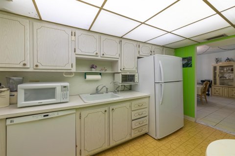 Купить кондоминиум в Палм-Бич, Флорида 4 комнаты, 88.44м2, № 2084113 - фото 10