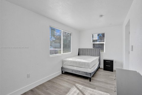 Купить виллу или дом в Мирамар, Флорида 4 спальни, 131.46м2, № 1928542 - фото 13