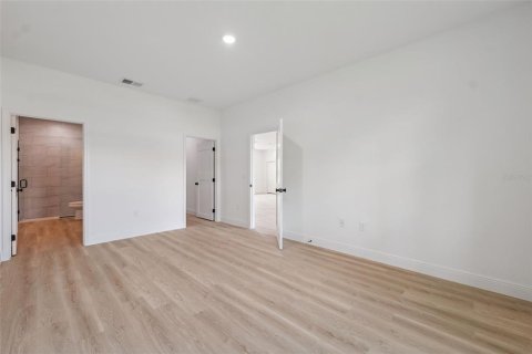 House in Ocala, Florida 4 bedrooms, 162.67 sq.m. № 1834866 - photo 10