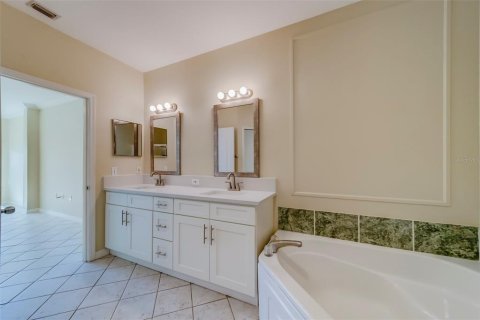 Condo in Clearwater, Florida, 2 bedrooms  № 1543875 - photo 21