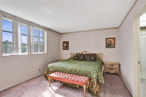 Copropriété à vendre à Lauderdale Lakes, Floride: 2 chambres, 94.85 m2 № 1993552 - photo 29