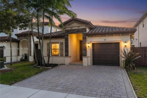 Casa en venta en Homestead, Florida, 4 dormitorios, 155.15 m2 № 2059106 - foto 2