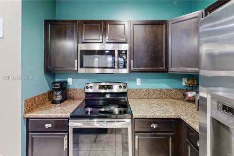 Casa en venta en Homestead, Florida, 4 dormitorios, 155.15 m2 № 2059106 - foto 13