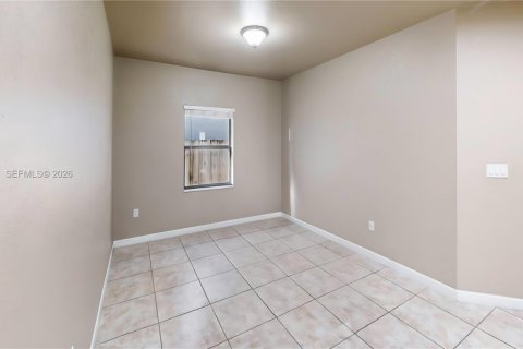 Casa en venta en Homestead, Florida, 4 dormitorios, 155.15 m2 № 2059106 - foto 7