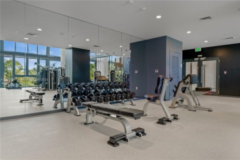 Copropriété à louer à Hallandale Beach, Floride: 1 chambre, 96.25 m2 № 1952695 - photo 17