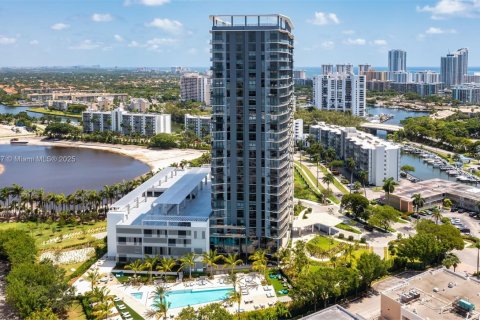 Copropriété à louer à Hallandale Beach, Floride: 1 chambre, 96.25 m2 № 1952695 - photo 3